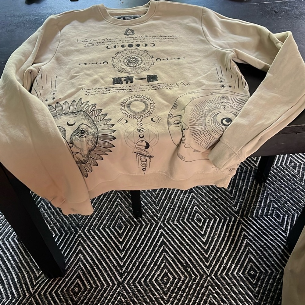 Blind Rooster men’s small made in India celestial theme. GUC.
